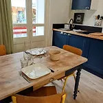 La Apartman *